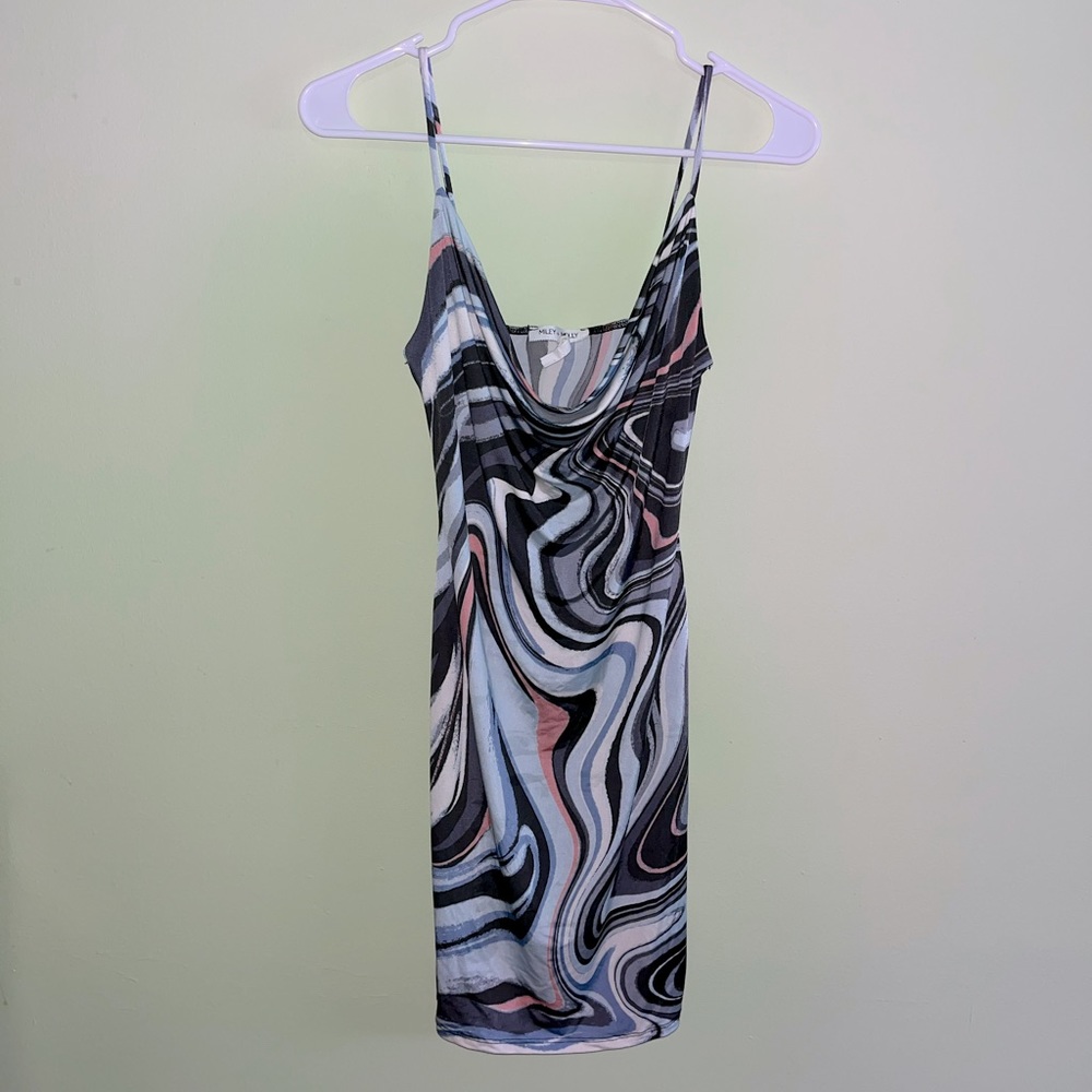 Wavy design mini party dress